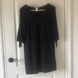 Black H&M quarter sleeve dress size 2